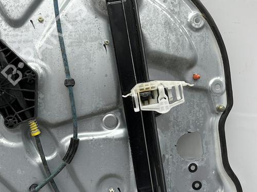 Used Front right window mechanism Front right window mechanism FIAT STILO (192_) 1.9 JTD (192_XE1A) (115 hp) 23706514 23706514