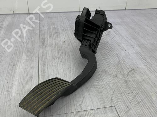 Used Pedal Pedal FIAT GRANDE PUNTO (199_) 1.3 D Multijet (199.AXD11, 199.AXD1A, 199.AXD1B,... (90 hp) 23674277 23674277