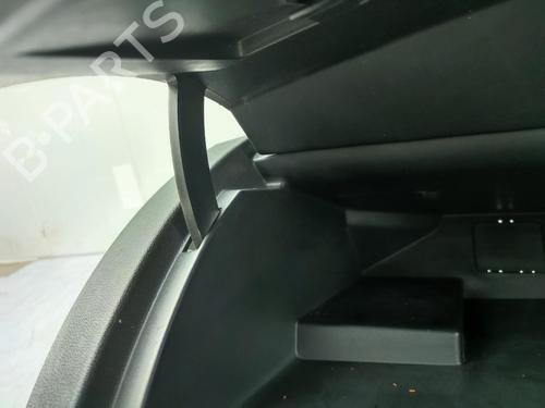 Used Glove box RENAULT CLIO III (BR0/1, CR0/1) 1.5 dCi (C/BR0G, C/BR1G) (68 hp) 23676754
