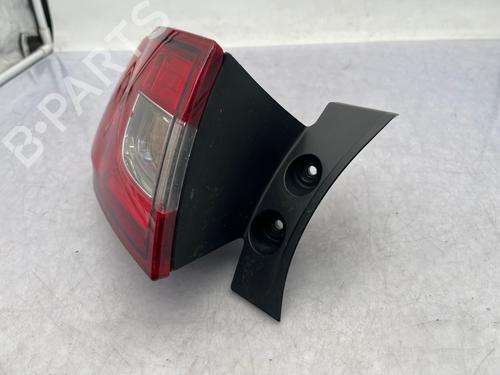 left-taillight-renault-clio-iv-bh_-2012-2013-2014-2015-2016-2017-2018-2019-2020-2021-34235439 main image