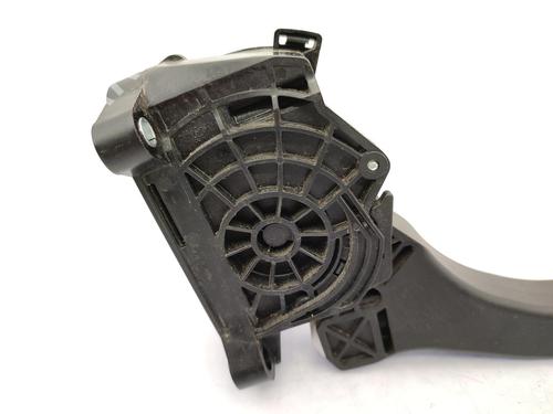 Used Pedal PEUGEOT 308 SW II (LC_, LJ_, LR_, LX_, L4_) 1.2 THP 130 (131 hp) 23741543