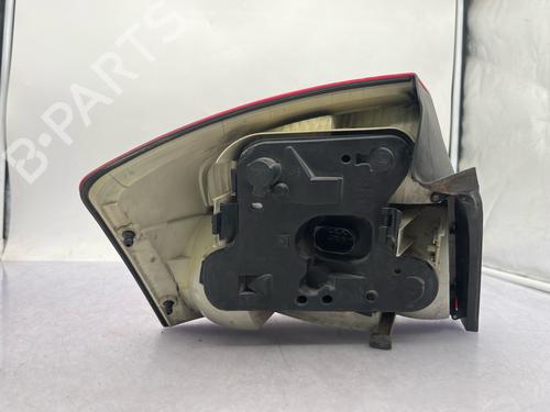 Used Right taillight Right taillight AUDI A4 B6 (8E2) 1.9 TDI (130 hp) 35961818 35961818