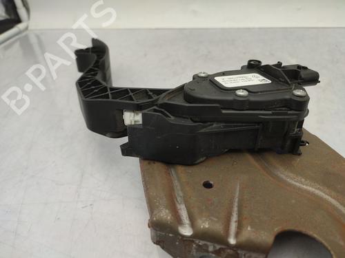 pedal-dacia-duster-hs_-2010-2011-2012-2013-2014-2015-2016-2017-2018-25027937 main image