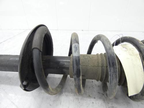 Used Right front shock absorber Right front shock absorber DACIA SANDERO 1.4 MPI LPG (72 hp) 23696432 23696432
