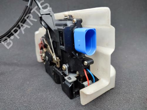 Front left lock VW TOURAN (1T1, 1T2) 2.0 TDI | BP23731588C98