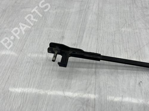 front-windshield-wiper-arm-ford-focus-c-max-dm2-2003-2004-2005-2006-2007-23701188 main image