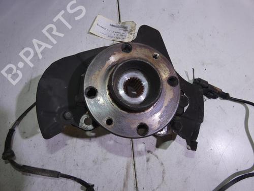 Used Left front steering knuckle FIAT PANDA (169_) 1.1 (169.AXA1A) (54 hp) 23670612