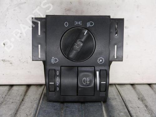 Used Headlight switch Headlight switch OPEL CORSA C (X01) 1.2 (F08, F68) (75 hp) 23671598 23671598