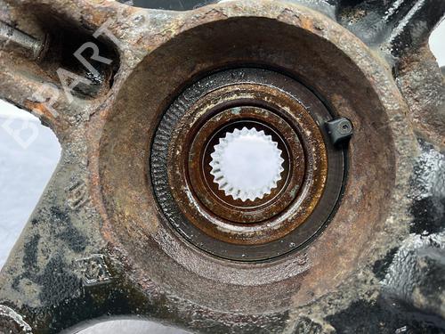 Used Left front steering knuckle Left front steering knuckle RENAULT CAPTUR I (J5_, H5_) 1.5 dCi 90 (J5N4, J5M5, J5MW, J5M6, J5AL, J5AJ) (90 hp) 23760075 23760075