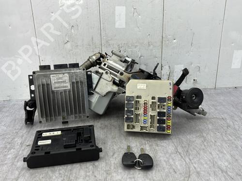 Used Electronic module RENAULT MODUS / GRAND MODUS (F/JP0_) 1.5 dCi (FP0D, JP0D) (82 hp) 32992038