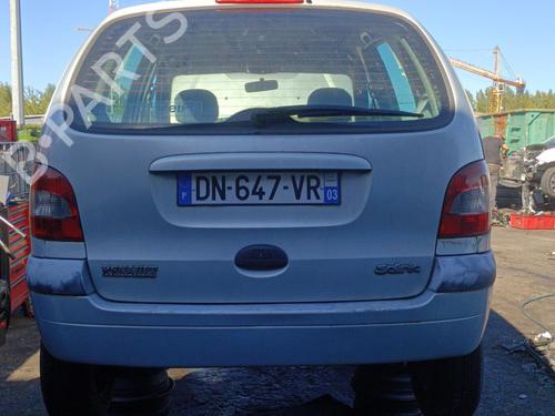 Right front fog light RENAULT SCÉNIC I MPV (JA0/1_, FA0_) 1.9 dCi (JA05, JA1F) | BP23675907C31 