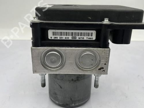 Used ABS pump PEUGEOT 3008 I MPV (0U_) 2.0 HDi 150 / BlueHDi 150 (150 hp) 23750575