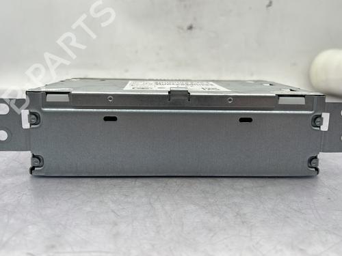 Used Radio PEUGEOT 308 II (LB_, LP_, LW_, LH_, L3_) 1.6 BlueHDi 120 (120 hp) 33121200