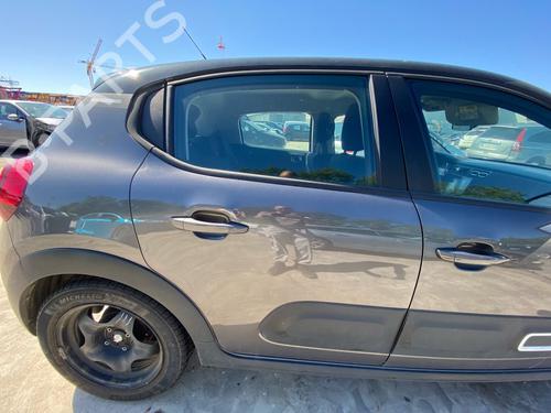 right-rear-fenders-citroen-c3-iii-sx-2016-37744135 main image