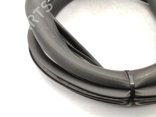 Used Rubber door seal RENAULT MEGANE IV Hatchback (B9A/M/N_) 1.5 Blue dCi 95 (B9A2, B9A6) (95 hp) 23731200