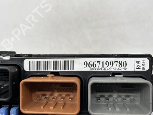 fuse-box-citroen-c3-ii-sc_-2009-33125502 main image