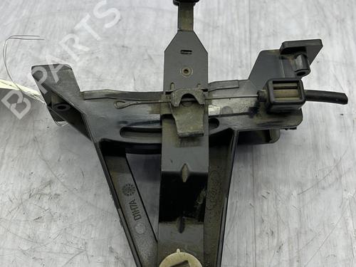 Used Climate control Climate control FORD FIESTA III (GFJ) 1.1 (55 hp) 23704685 23704685