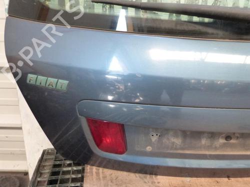 Tailgate FIAT STILO (192_) 1.9 JTD (192_XF1A) | BP23667710C6 