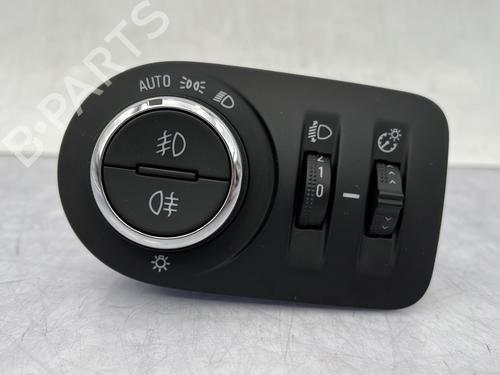 Used Headlight switch OPEL ASTRA K (B16) 1.5 CRDI (68) (122 hp) 23683505
