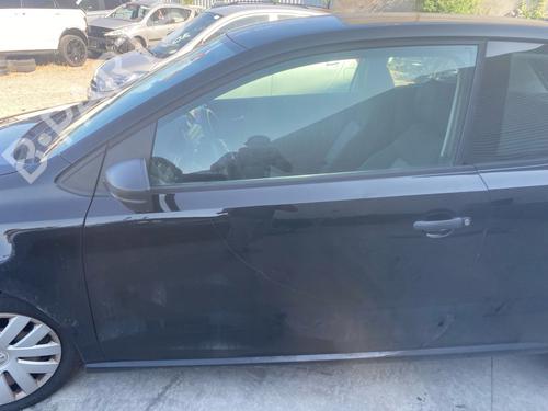 Used Left front door Left front door 37636636 37636636