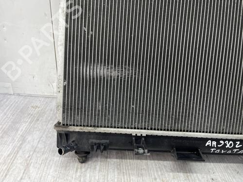 Used Water radiator Water radiator TOYOTA URBAN CRUISER (_P1_) [2007-2016] 40533876 40533876