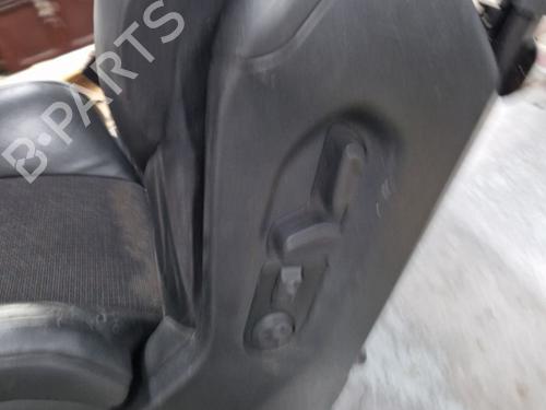 Right front seat CITROËN C5 III (RD_) 2.0 HDi 140 (RDRHF8, RDRHFA, RDRHA8, RDRHAJ) | BP32187677C16  - Image 28