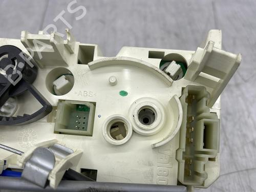 climate-control-peugeot-partner-mpv-5_-g_-1996-23702950 main image