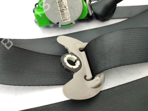 front-right-seatbelt-toyota-auris-_e15_-2006-2007-2008-2009-2010-2011-2012-2013-23719446 main image