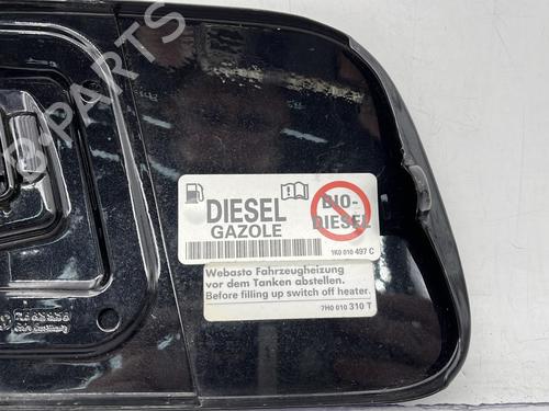 Klapa wlewu paliwa VW TOUAREG (7LA, 7L6, 7L7) 3.0 V6 TDI | BP23759344C131 