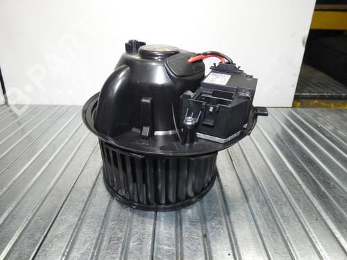 Heater blower motor VW GOLF VI (5K1) 2.0 TDI | BP23694998M62