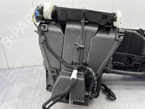 Used Heater matrix box Heater matrix box VW GOLF VI (5K1) 2.0 TDI (170 hp) 23878635 23878635