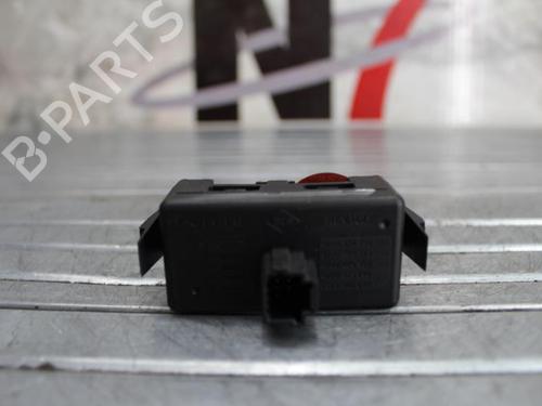 Used Warning switch RENAULT CLIO III (BR0/1, CR0/1) 1.5 dCi (BR17, CR17) (86 hp) 23667882
