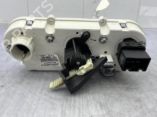 Climate control FORD FIESTA V (JH_, JD_) 1.4 TDCi | BP23705826I5 