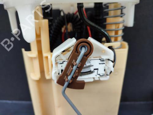 Used Fuel pump Fuel pump CITROËN C5 III Break (RW_) 3.0 HDi 240 (RWX8CA) (241 hp) 23753446 23753446