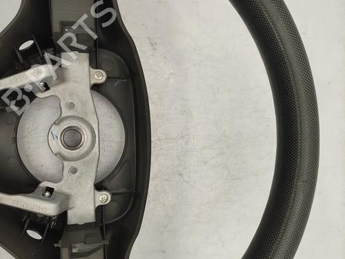 Used Steering wheel Steering wheel PEUGEOT 107 (PM_, PN_) 1.0 (68 hp) 23684586 23684586
