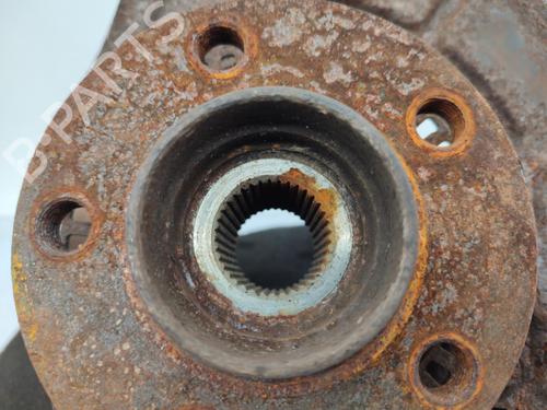 Used Left front steering knuckle VW NEW BEETLE (9C1, 1C1) 1.6 (102 hp) 23700937