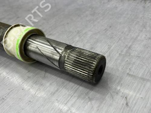 Used Right front driveshaft Right front driveshaft NISSAN NV400 Van (X62, X62B) dCi 130 (130 hp) 23733372 23733372