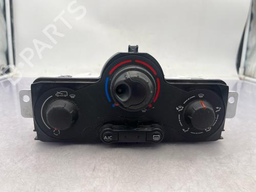 Used Climate control Climate control 36875108 36875108