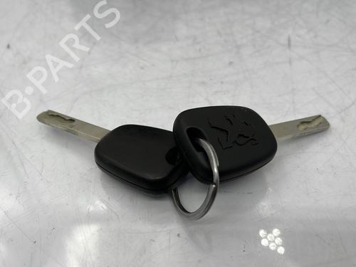 Electronic module PEUGEOT PARTNER Tepee 1.6 HDi 75 (16V) | BP30852702M83