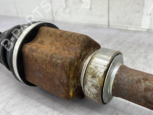 Used Right front driveshaft Right front driveshaft NISSAN JUKE (F15) 1.5 dCi (110 hp) 31757801 31757801