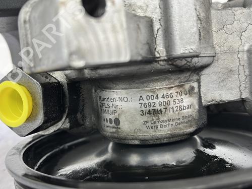 steering-pump-mercedes-benz-c-class-w204-2007-2008-2009-2010-2011-2012-2013-2014-2015-32519087 main image