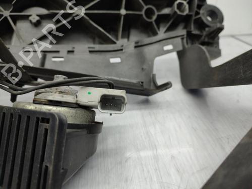 Front slam panel RENAULT LATITUDE (L70_) 2.0 dCi 175 (L70Y, L734) | BP23711733C72 - Image 5