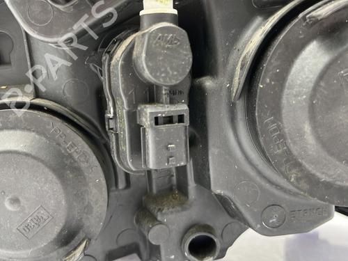 Right headlight PEUGEOT 208 I (CA_, CC_) 1.2 VTI 82 | BP29839239C29