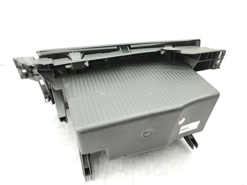 Used Glove box Glove box RENAULT TRAFIC III Van (FG_) 2.0 dCi 120 (FGMN) (120 hp) 23749373 23749373