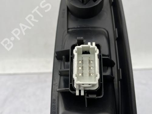 Used Right front window switch Right front window switch RENAULT CLIO II (BB_, CB_) 1.5 dCi (B/C2J) (68 hp) 23761209 23761209