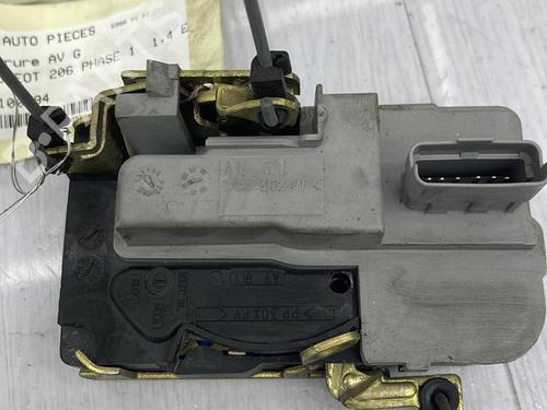 Front left lock PEUGEOT 206 Hatchback (2A/C) 1.4 i | BP23702568C98 