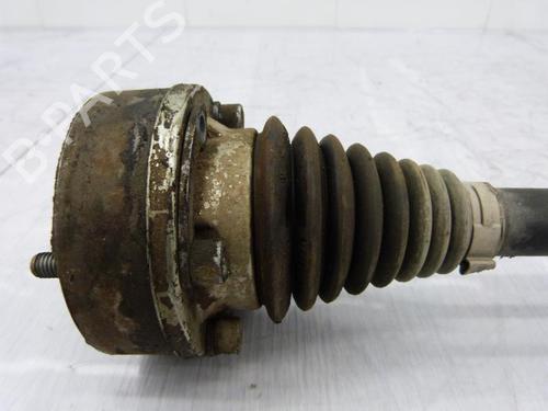 Used Left front driveshaft Left front driveshaft VW GOLF VII (5G1, BQ1, BE1, BE2) 1.2 TSI (105 hp) 23697399 23697399