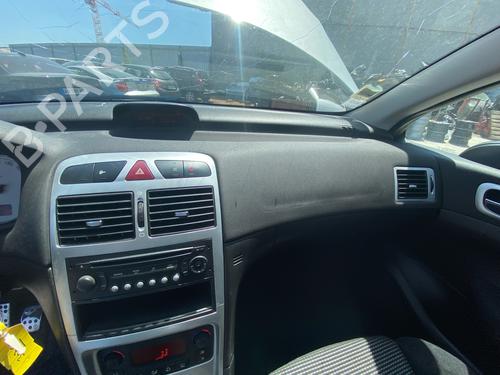 Dashboard PEUGEOT 307 CC (3B) 2.0 HDi 135 | BP36819168C46  - Image 21
