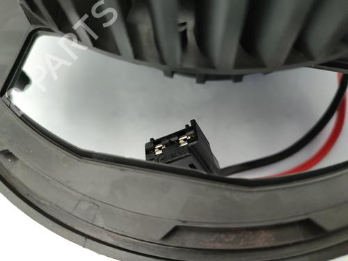 Heater blower motor VW GOLF VII (5G1, BQ1, BE1, BE2) 2.0 GTI Clubsport | BP23752698M62 
