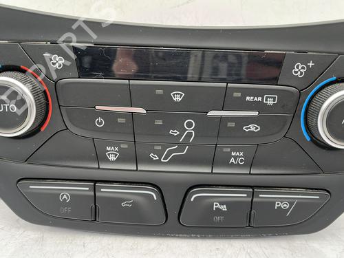 climate-control-ford-kuga-ii-dm2-2012-23761228 main image